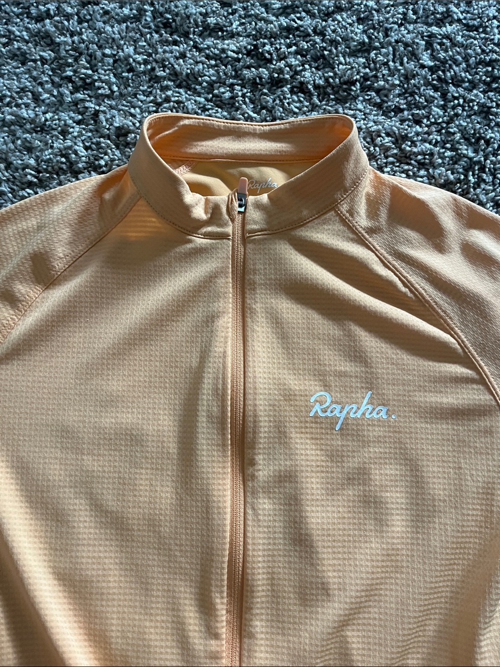 Rapha Light Peach Short-Sleeve Cycling Jersey with White Sleeve Detail - Picture 2 of 4